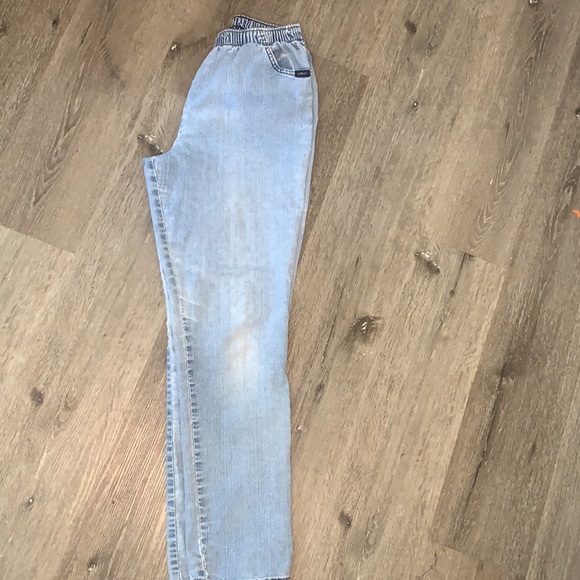 chic Denim - Vintage Chic | Mom Jeans | Size 8